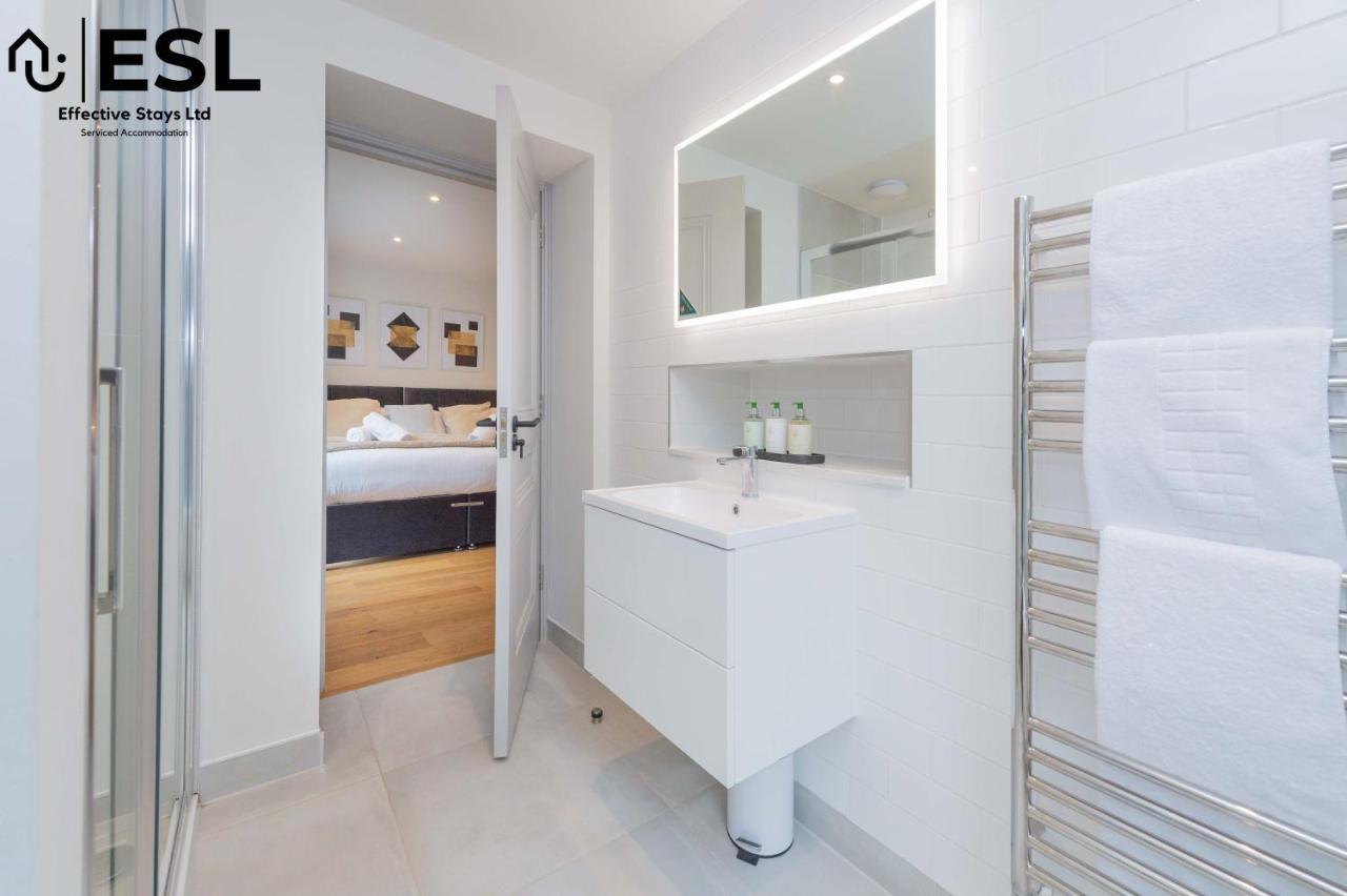 2 Bedroom Church Apartment 5 Mins To Town Centre - Free Parking シュルーズベリー エクステリア 写真