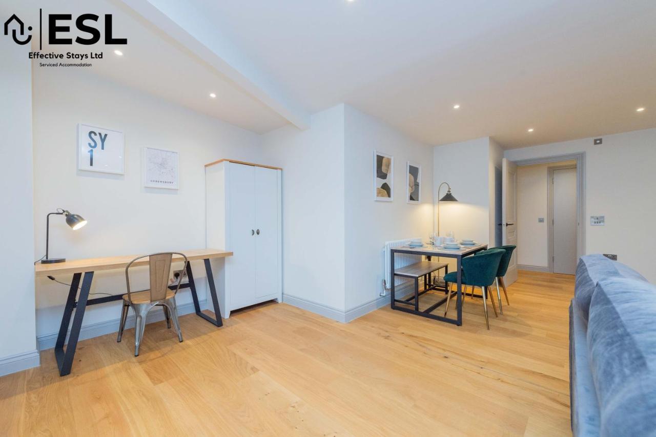 2 Bedroom Church Apartment 5 Mins To Town Centre - Free Parking シュルーズベリー エクステリア 写真